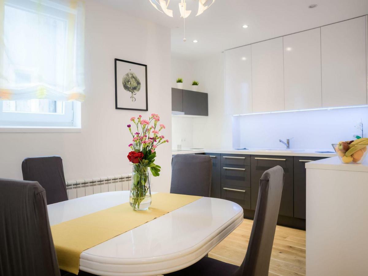 Superior Central Stay Zagreb Bagian luar foto